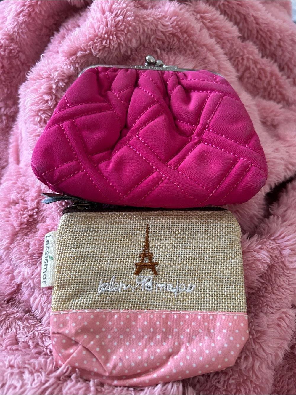 🩷 Vera Bradley Hot Pink Quilted  Coin Purse 👛 bundle - GENTLY USED!